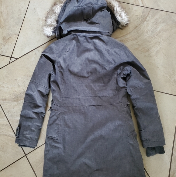 Grey Aritzia TNA Verbier Parka - Picture 3 of 6